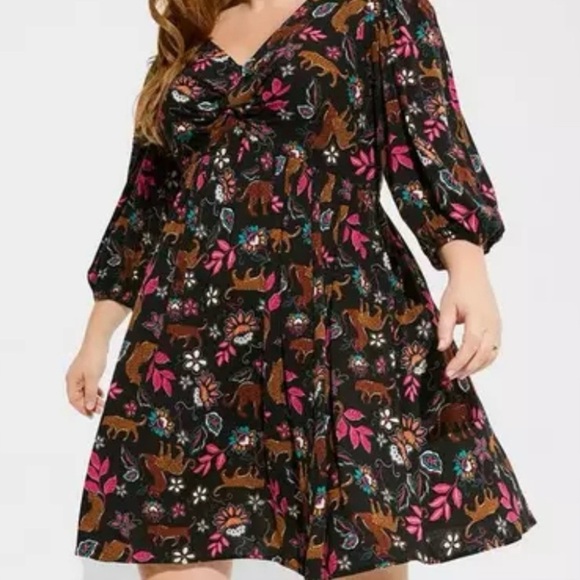 torrid Dresses & Skirts - NWT torrid 00 Mini Rayon Slub Balloon Sleeve Twist Font Dress